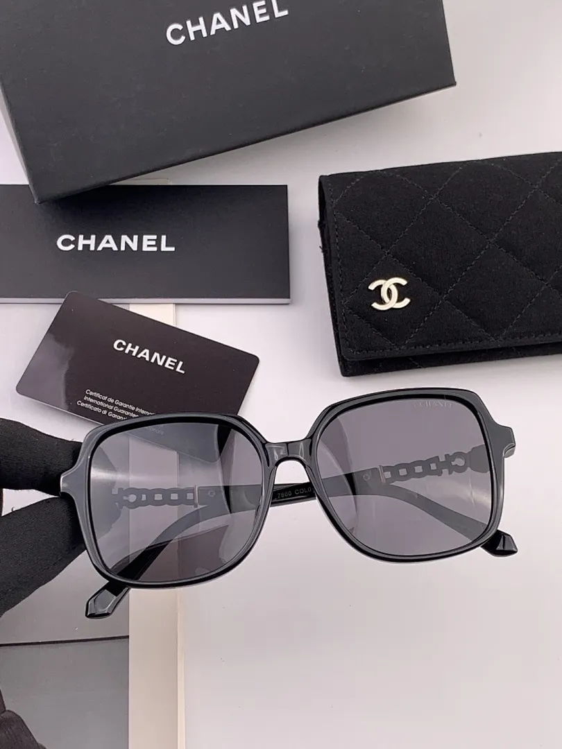 Chanel 0053