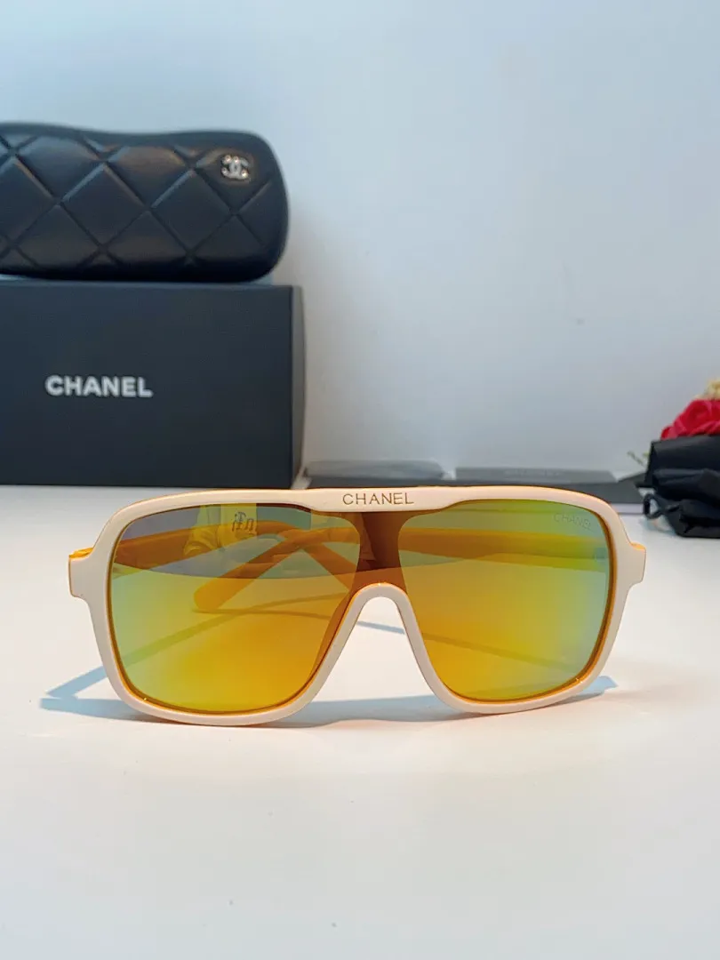 Chanel 0061