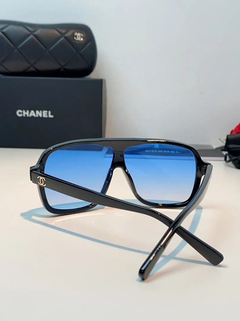 Chanel 0057