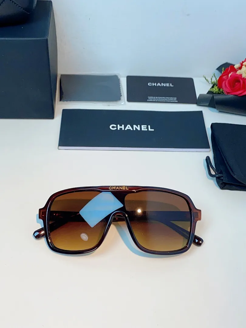 Chanel 0056