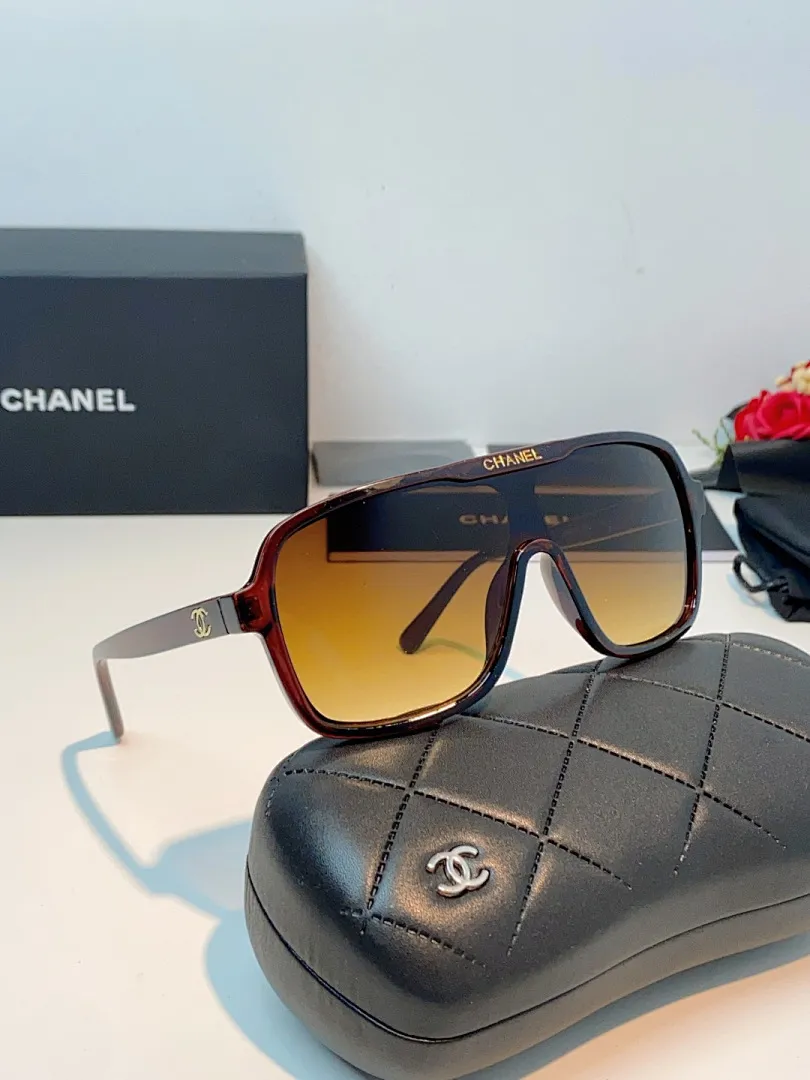 Chanel 0056