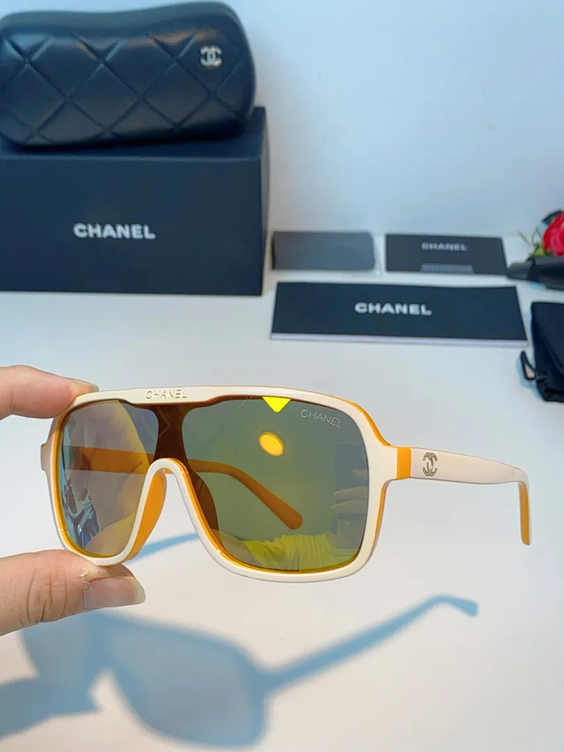 Chanel 0061