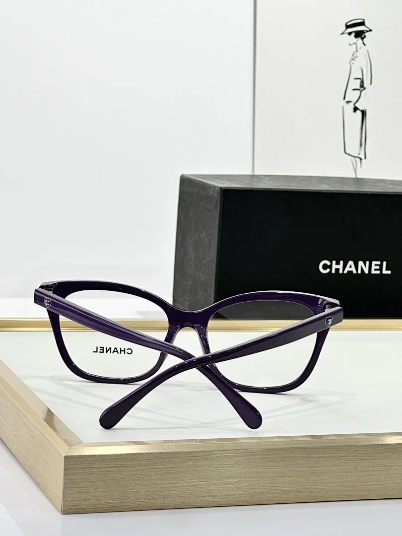 Chanel549
