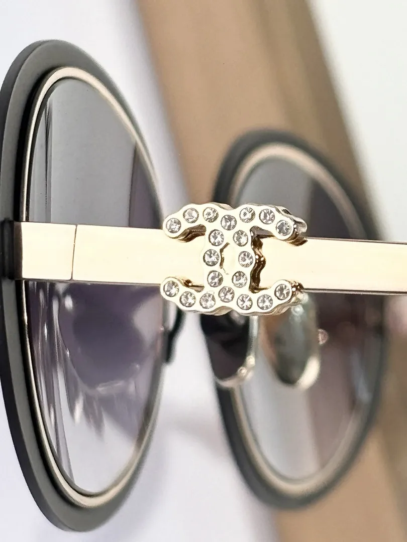 Chanel557
