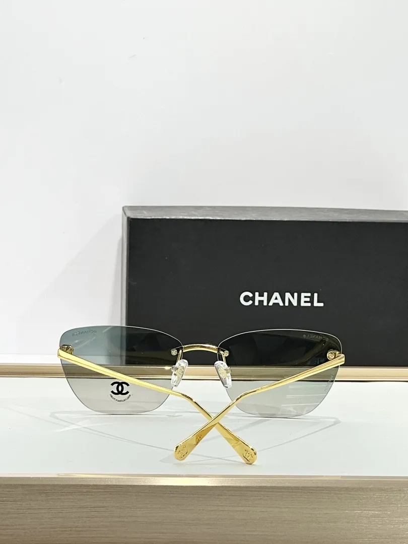 Chanel551