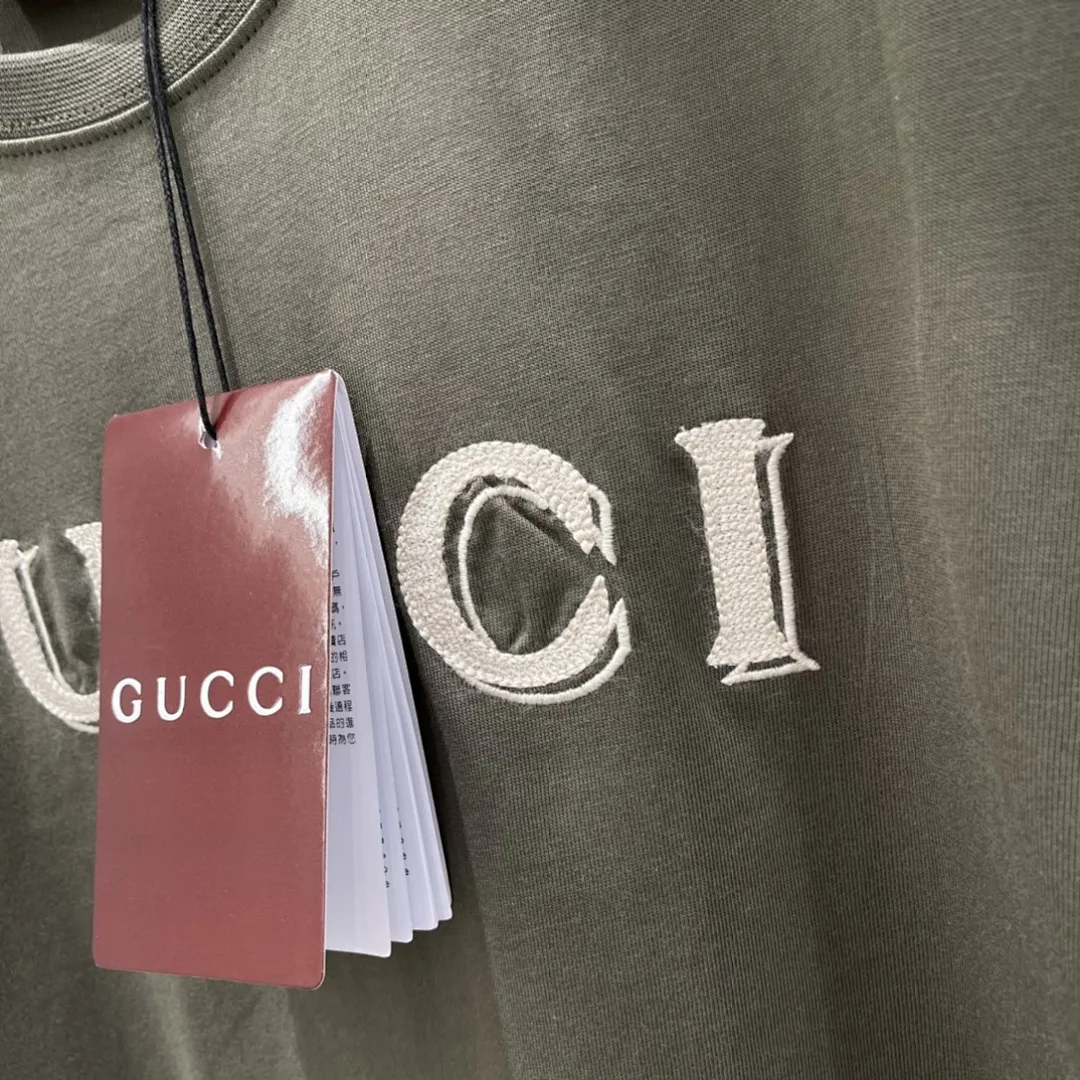 GUCCI 054