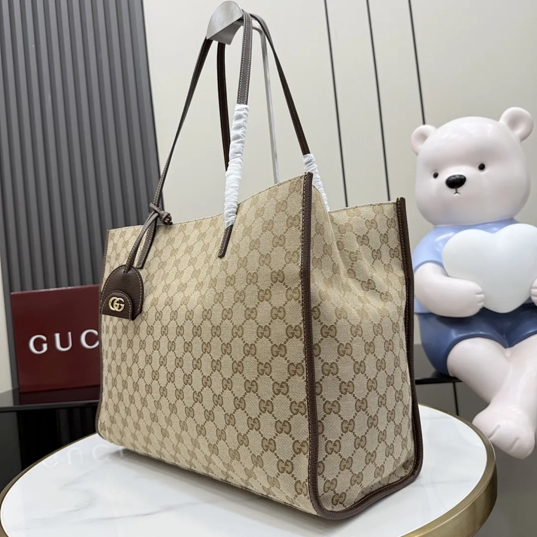 GUCCI 1221